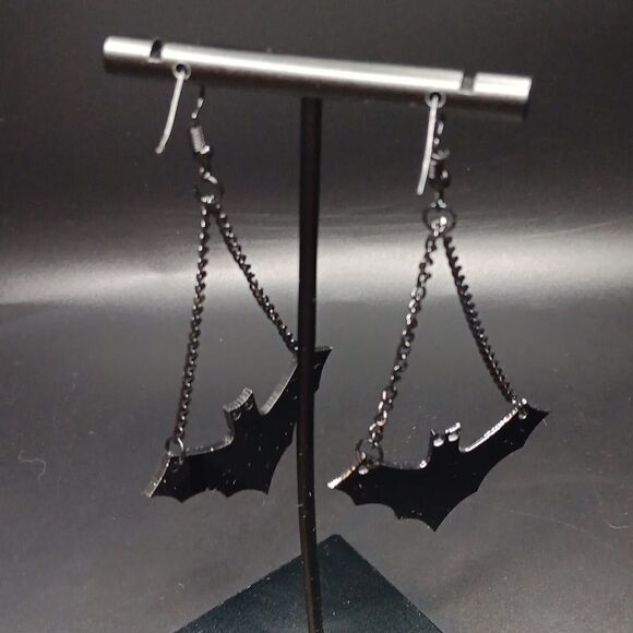 New Bat Tassel Earrings Punk Gothic Halloween Black Bat Tassel Earrings - Picture 1 of 4